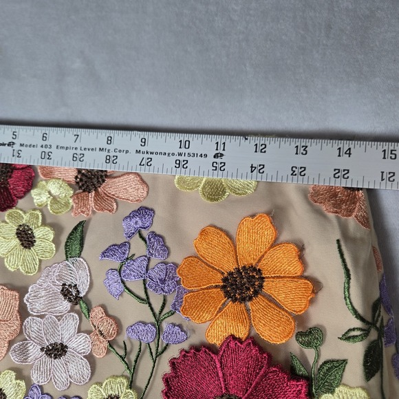 The Pants Store Endless Rose Floral Embroidered Mini Skirt Medium NWT - Picture 3 of 8